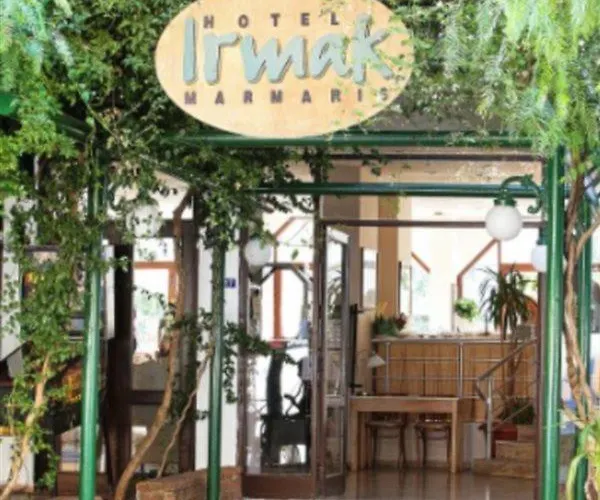 Irmak Μαρμαρίς